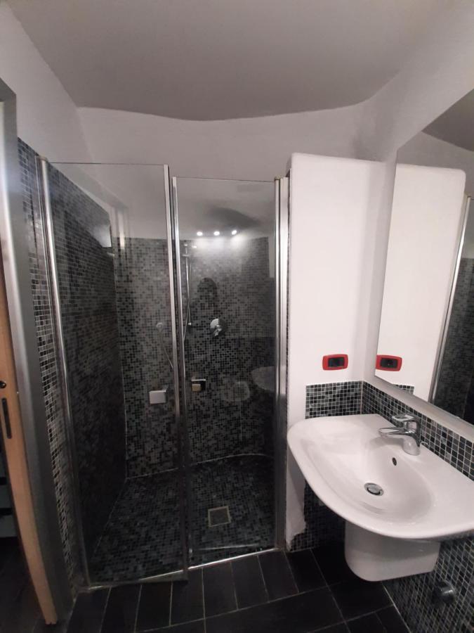 Roserosse Casa Vacanze Sanremo Bagian luar foto